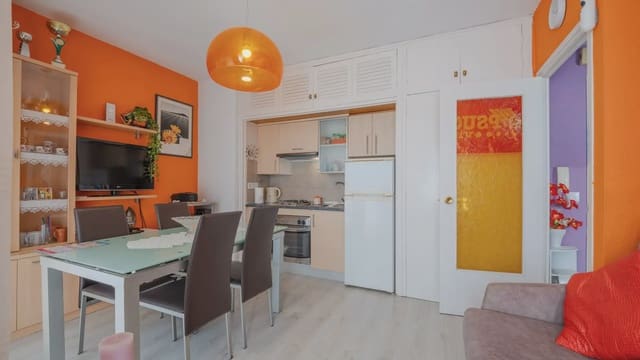 1 chambre Appartement à vendre à Fenals, Lloret de Mar avec piscine - 145 000 € (Ref: 9740215)