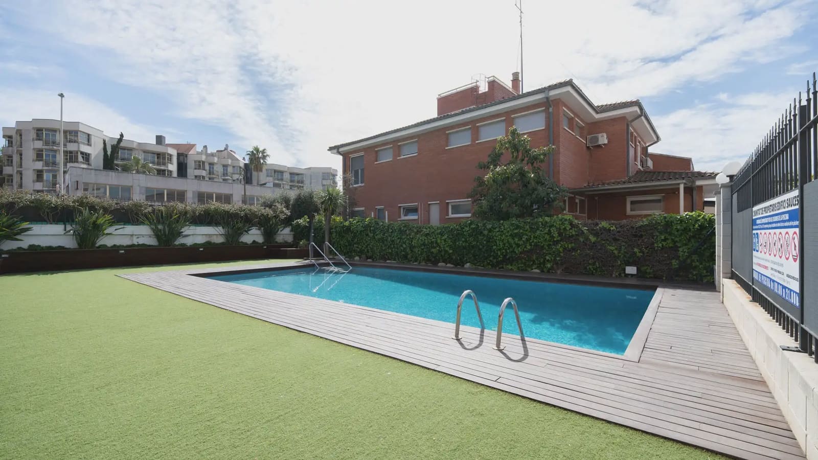 1 bedroom Flat for sale in Lloret de Mar with pool - € 145,000 (Ref: 9740215)