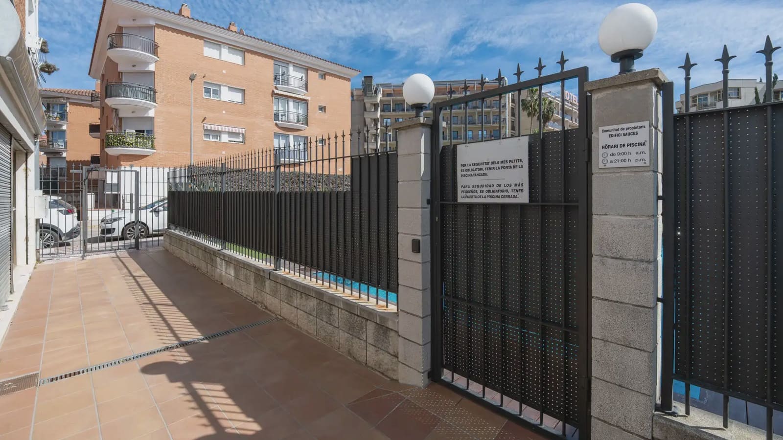 1 bedroom Flat for sale in Lloret de Mar with pool - € 145,000 (Ref: 9740215)