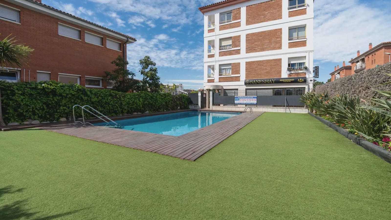 1 bedroom Flat for sale in Lloret de Mar with pool - € 145,000 (Ref: 9740215)