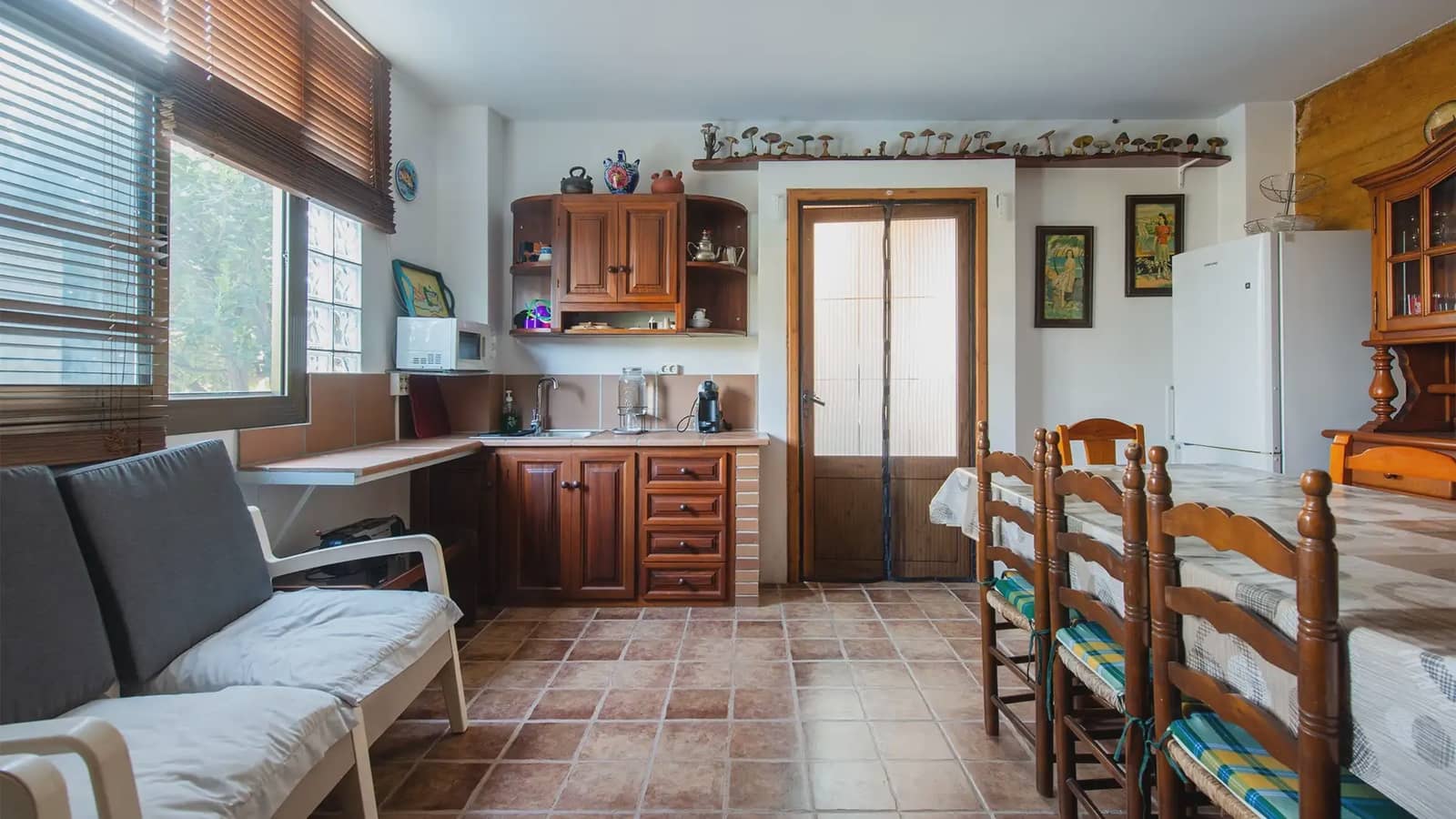 7 sypialnia Willa na sprzedaż w Argentona z basenem garażem - 785 000 € (Ref: 9743197)