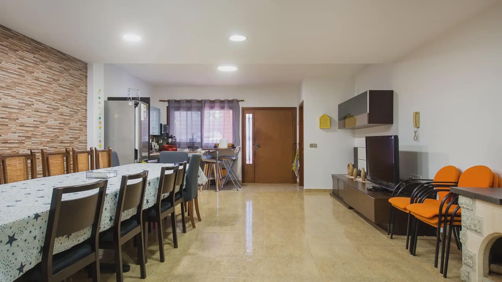 7 sypialnia Willa na sprzedaż w Argentona z basenem garażem - 785 000 € (Ref: 9743197)