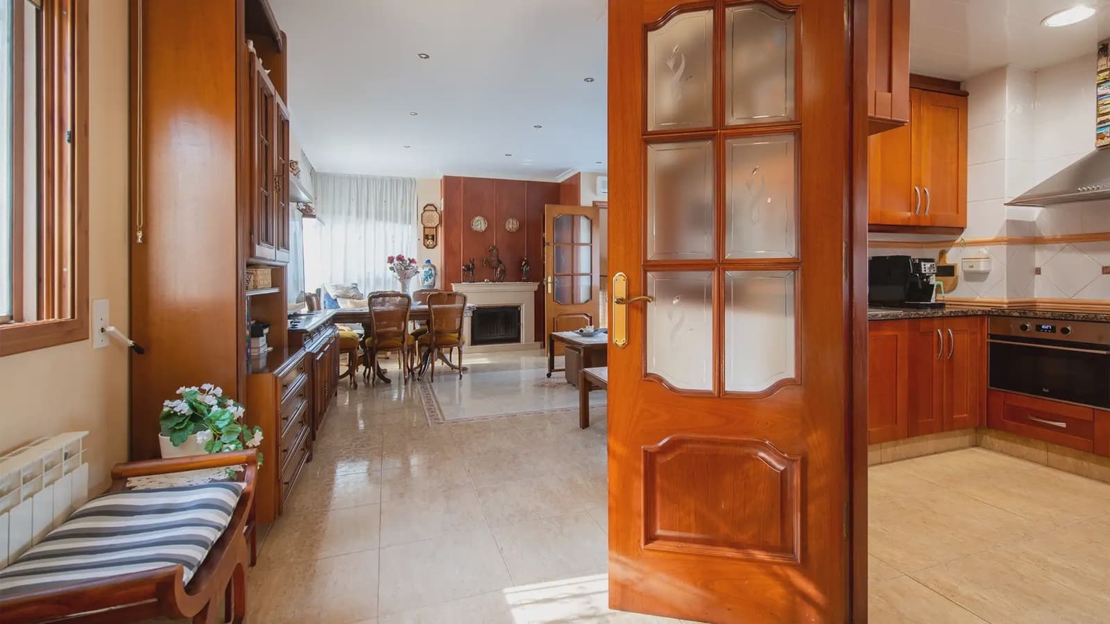 7 sypialnia Willa na sprzedaż w Argentona z basenem garażem - 785 000 € (Ref: 9743197)