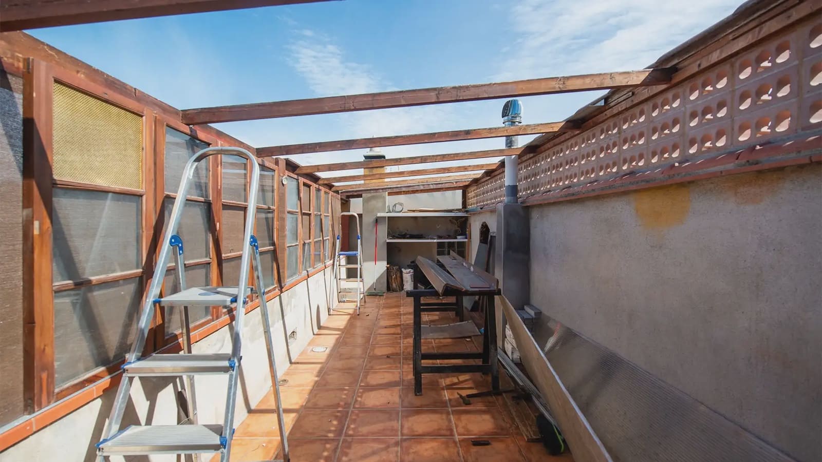 7 sypialnia Willa na sprzedaż w Argentona z basenem garażem - 785 000 € (Ref: 9743197)