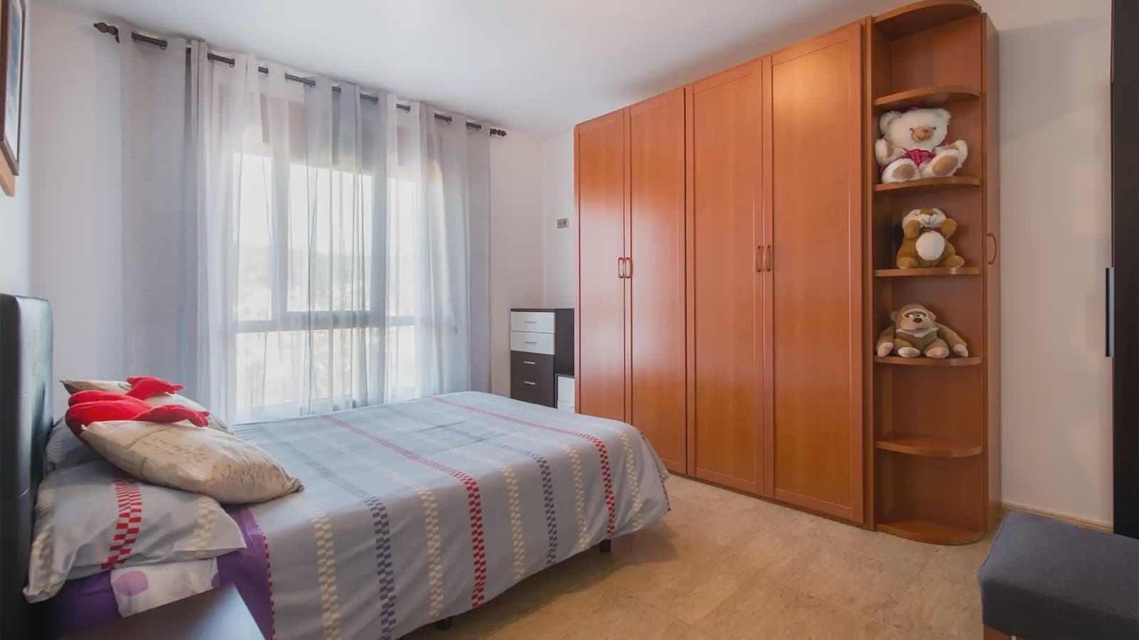 7 sypialnia Willa na sprzedaż w Argentona z basenem garażem - 785 000 € (Ref: 9743197)