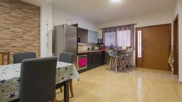 7 sypialnia Willa na sprzedaż w Argentona z basenem garażem - 785 000 € (Ref: 9743197)