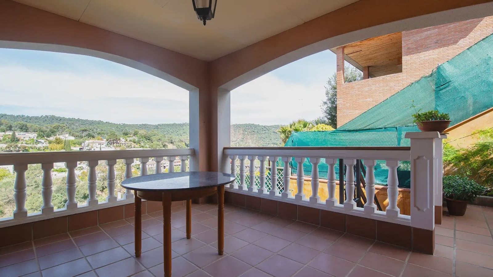 7 sypialnia Willa na sprzedaż w Argentona z basenem garażem - 785 000 € (Ref: 9743197)