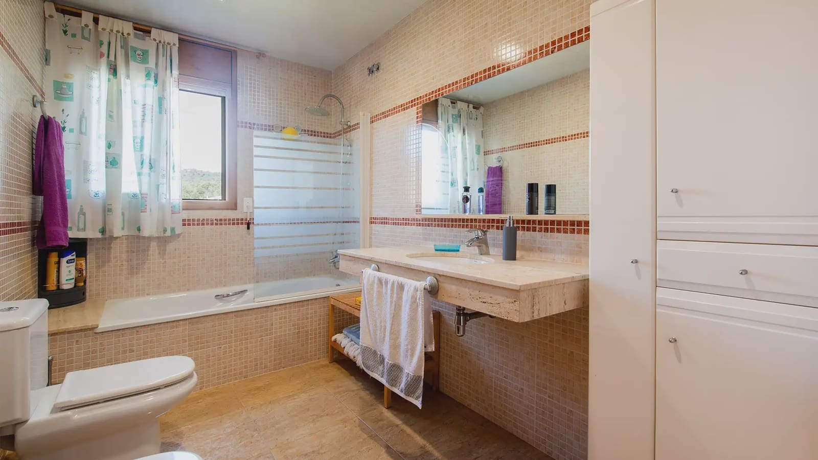 7 sypialnia Willa na sprzedaż w Argentona z basenem garażem - 785 000 € (Ref: 9743197)