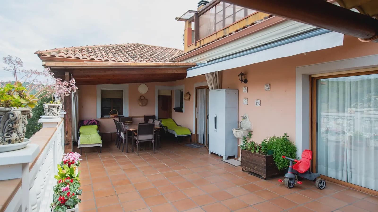 7 sypialnia Willa na sprzedaż w Argentona z basenem garażem - 785 000 € (Ref: 9743197)