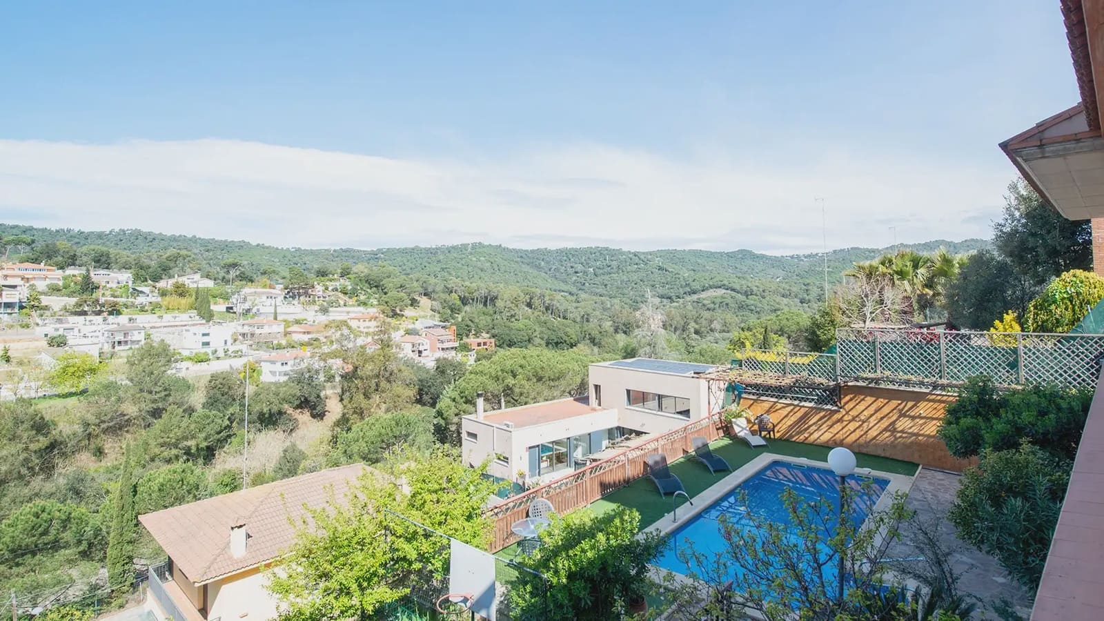 7 sypialnia Willa na sprzedaż w Argentona z basenem garażem - 785 000 € (Ref: 9743197)