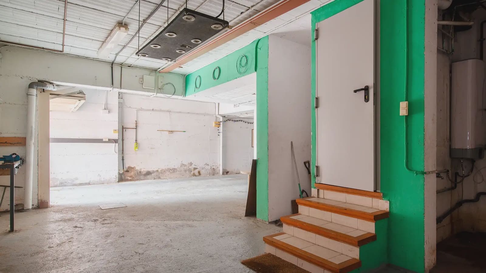 Chalet de 6 habitaciones en Sant Boi de Llobregat en venta con piscina garaje - 895.000 € (Ref: 9743198)