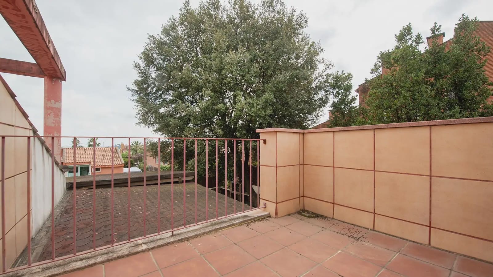 Chalet de 6 habitaciones en Sant Boi de Llobregat en venta con piscina garaje - 895.000 € (Ref: 9743198)