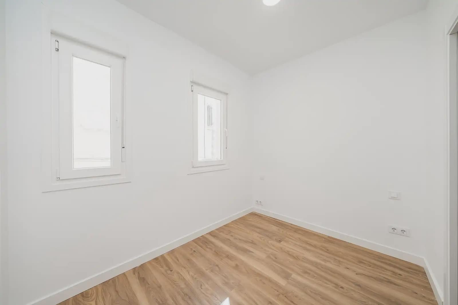 2 bedroom Flat for sale in Madrid city - € 539,000 (Ref: 9750931)