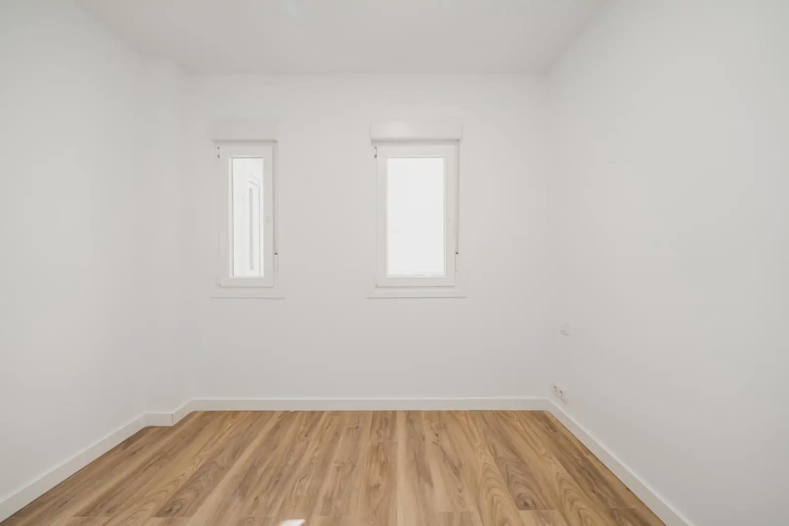 2 bedroom Flat for sale in Madrid city - € 539,000 (Ref: 9750931)