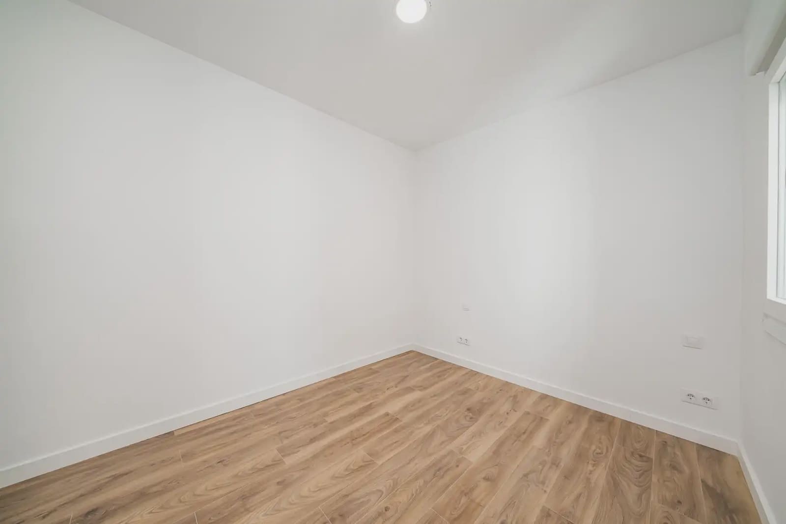 2 bedroom Flat for sale in Madrid city - € 539,000 (Ref: 9750931)