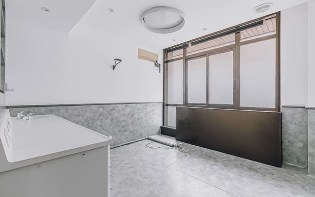 Local Comercial en El Putxet i El Farró, Barcelona ciudad en venta - 420.000 € (Ref: 9750934)