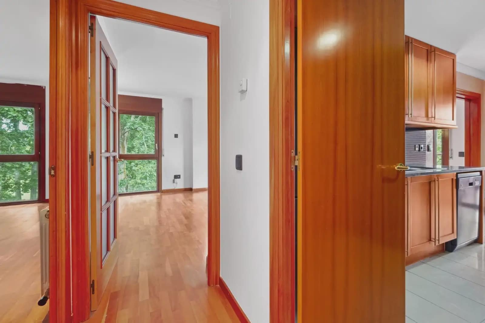 3 quarto Apartamento para arrendar em Girona cidade com garagem - 1 195 € (Ref: 9751103)