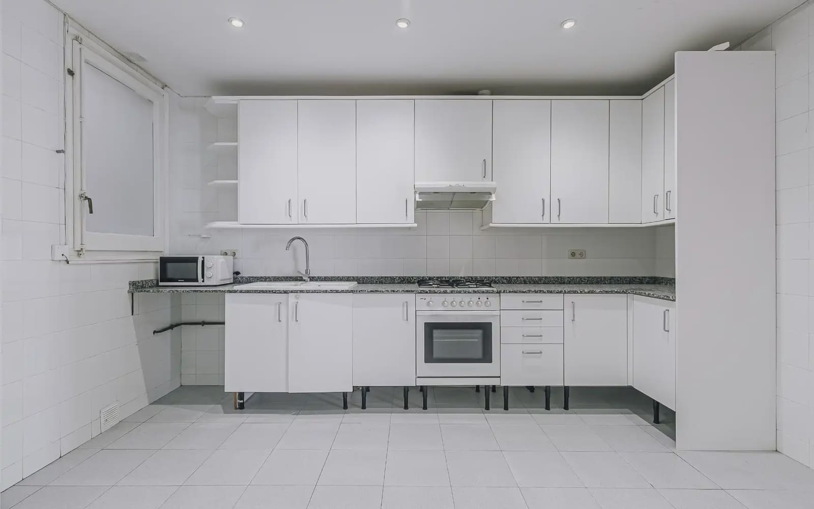 5 sypialnia Mieszkanie na sprzedaż w Miasto Barcelona z garażem - 1 180 000 € (Ref: 9756341)