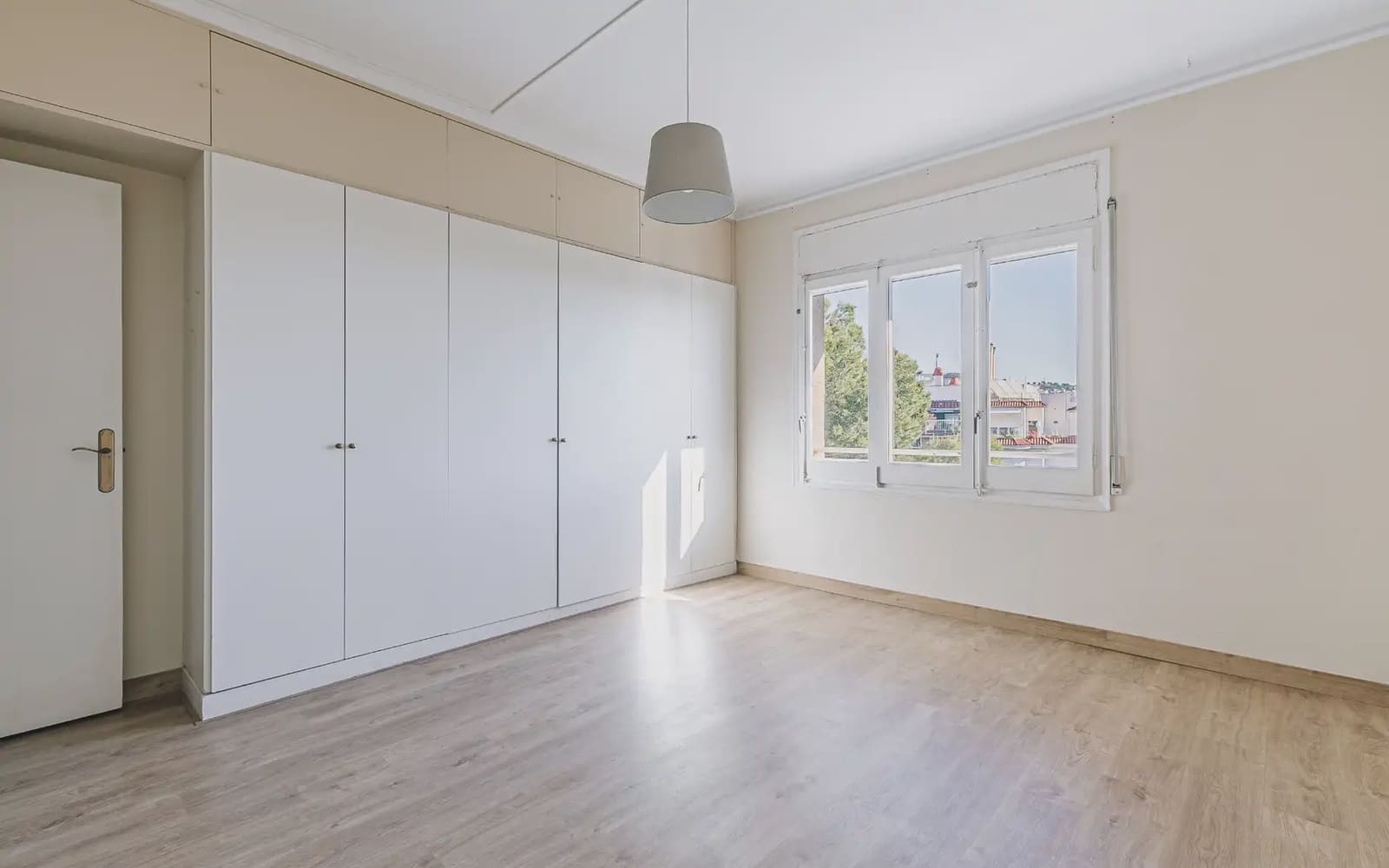 5 sypialnia Mieszkanie na sprzedaż w Miasto Barcelona z garażem - 1 180 000 € (Ref: 9756341)