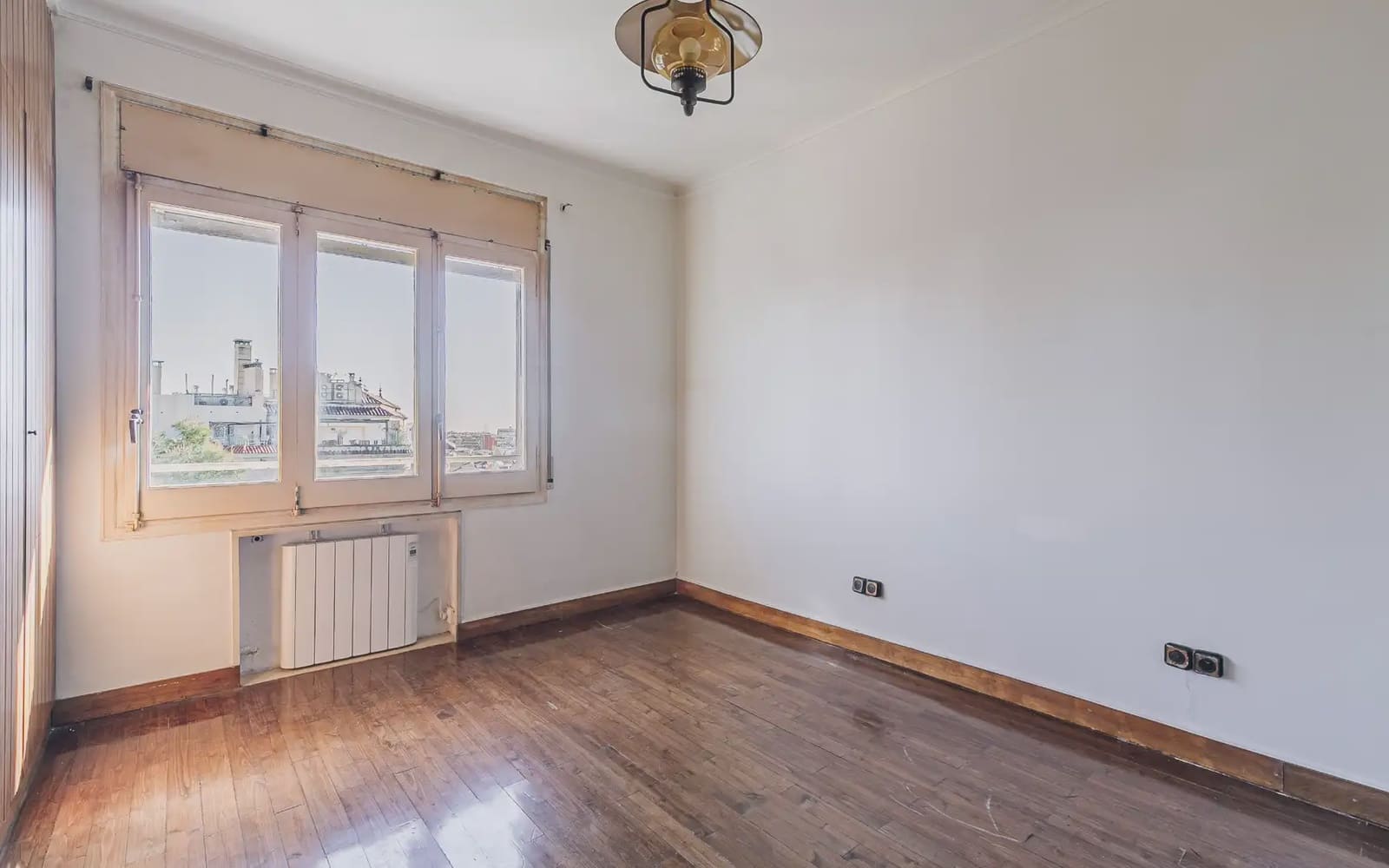 5 sypialnia Mieszkanie na sprzedaż w Miasto Barcelona z garażem - 1 180 000 € (Ref: 9756341)