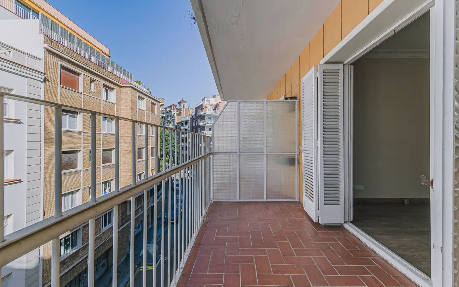 5 sypialnia Mieszkanie na sprzedaż w Miasto Barcelona z garażem - 1 180 000 € (Ref: 9756341)