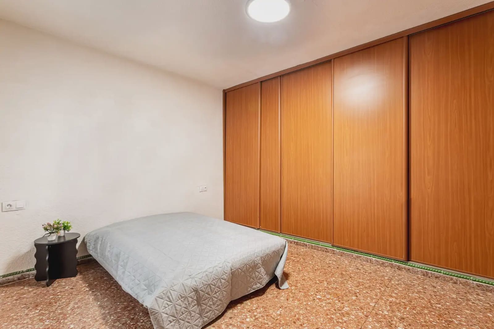 4 soveværelse Lejlighed til salg i Valencia by - € 280.000 (Ref: 9758163)