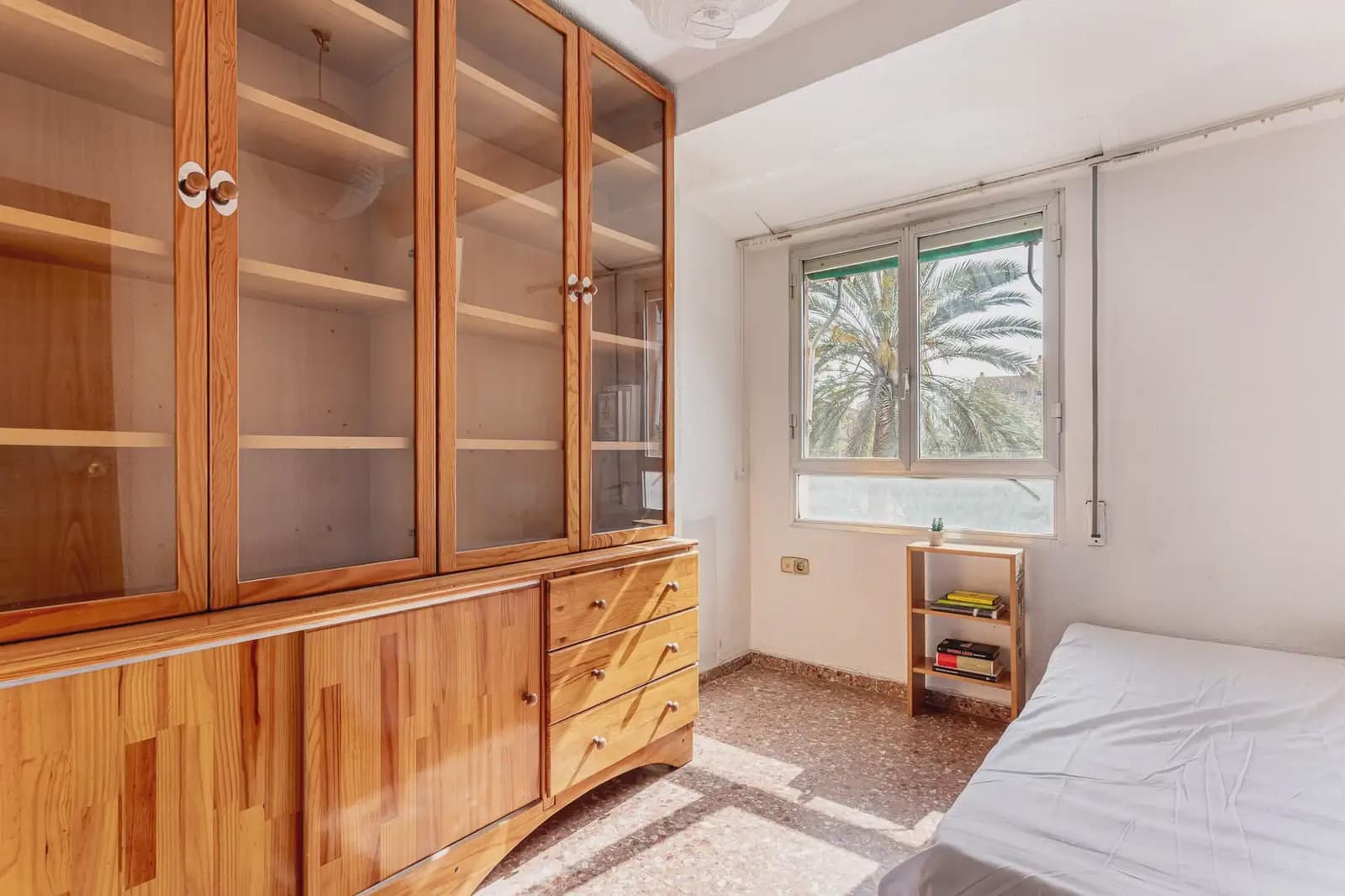 4 soveværelse Lejlighed til salg i Valencia by - € 280.000 (Ref: 9758163)