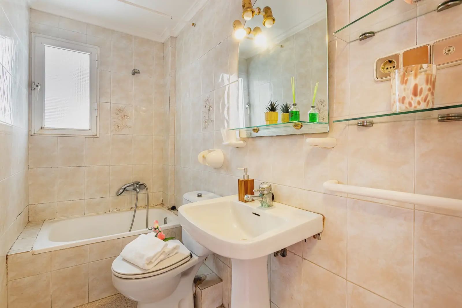 4 soveværelse Lejlighed til salg i Valencia by - € 280.000 (Ref: 9758163)