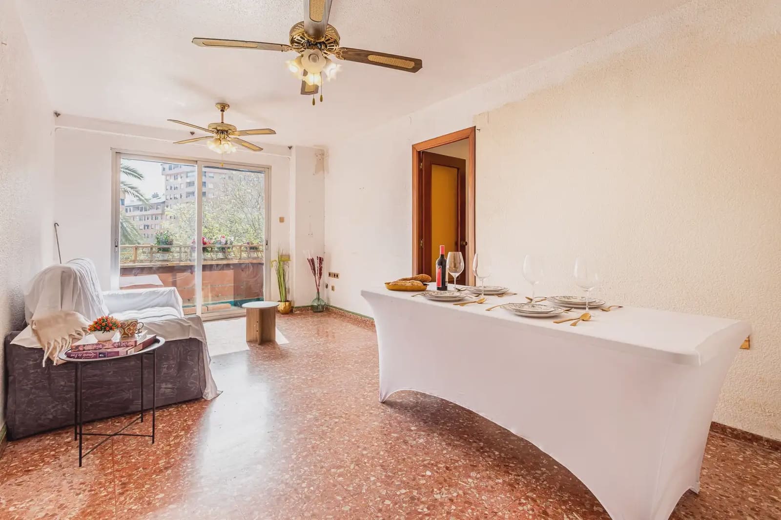 4 soveværelse Lejlighed til salg i Valencia by - € 280.000 (Ref: 9758163)