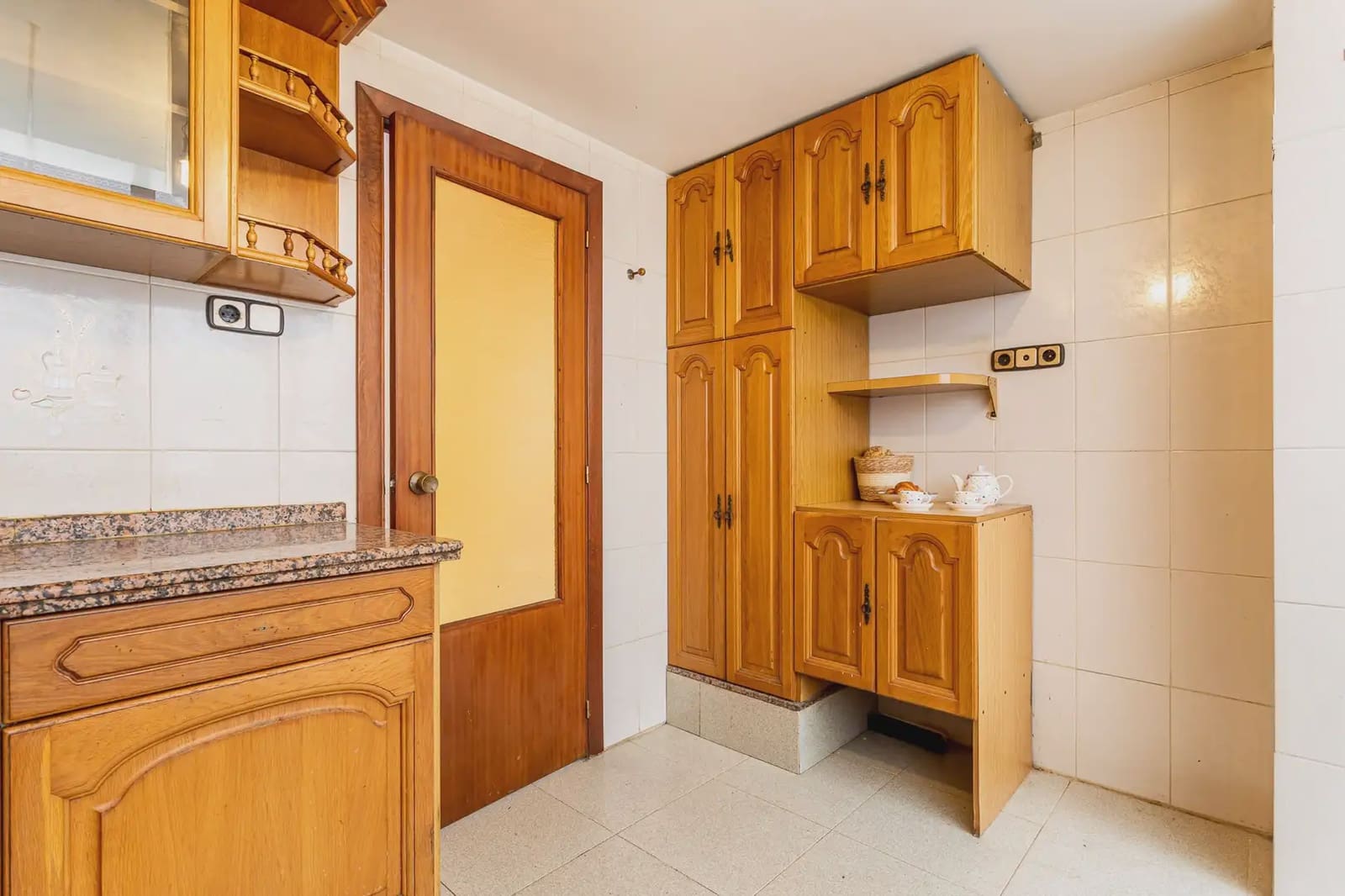 4 soveværelse Lejlighed til salg i Valencia by - € 280.000 (Ref: 9758163)