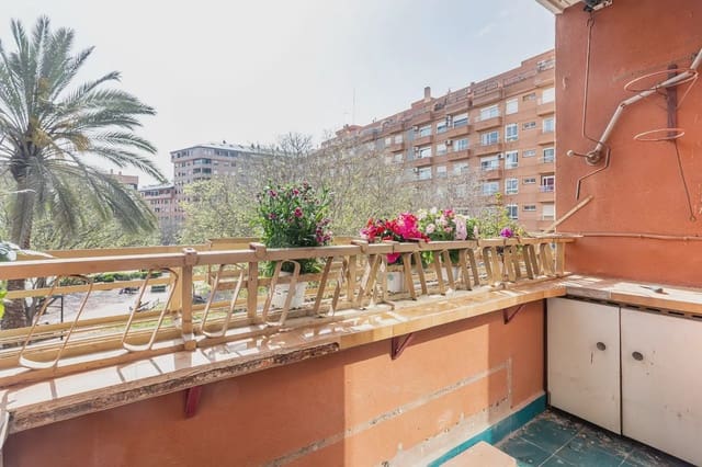 4 makuuhuone Asunto myytävänä paikassa Aiora, Valencia kaupunki - 280 000 € (Ref: 9758163)