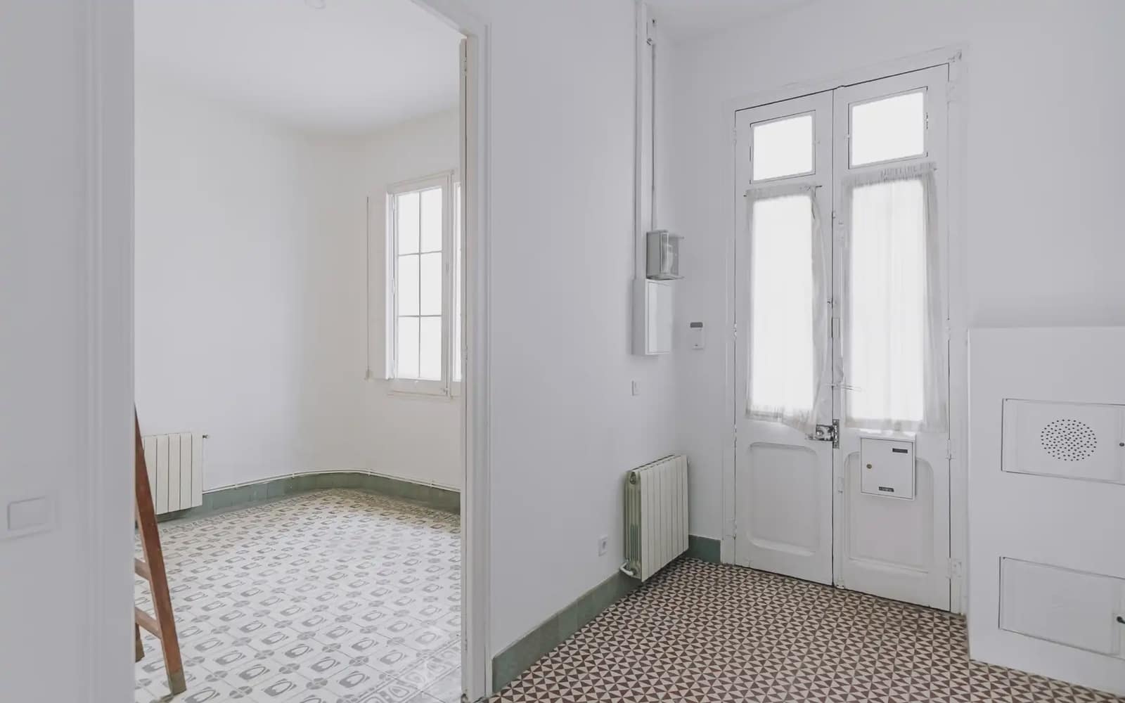 5 soveværelse Villa til salg i Barcelona by - € 750.000 (Ref: 9758823)