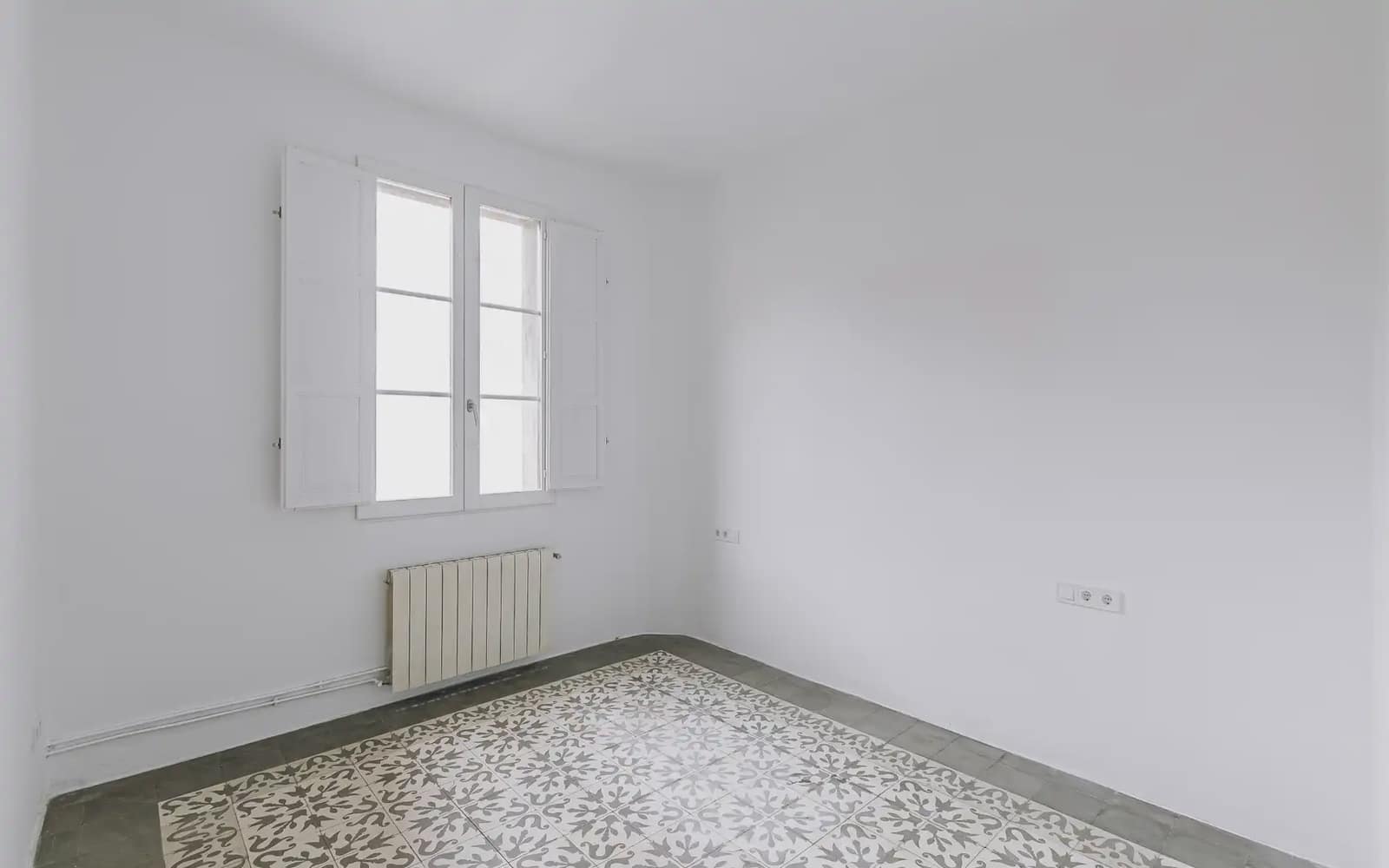 5 soveværelse Villa til salg i Barcelona by - € 750.000 (Ref: 9758823)