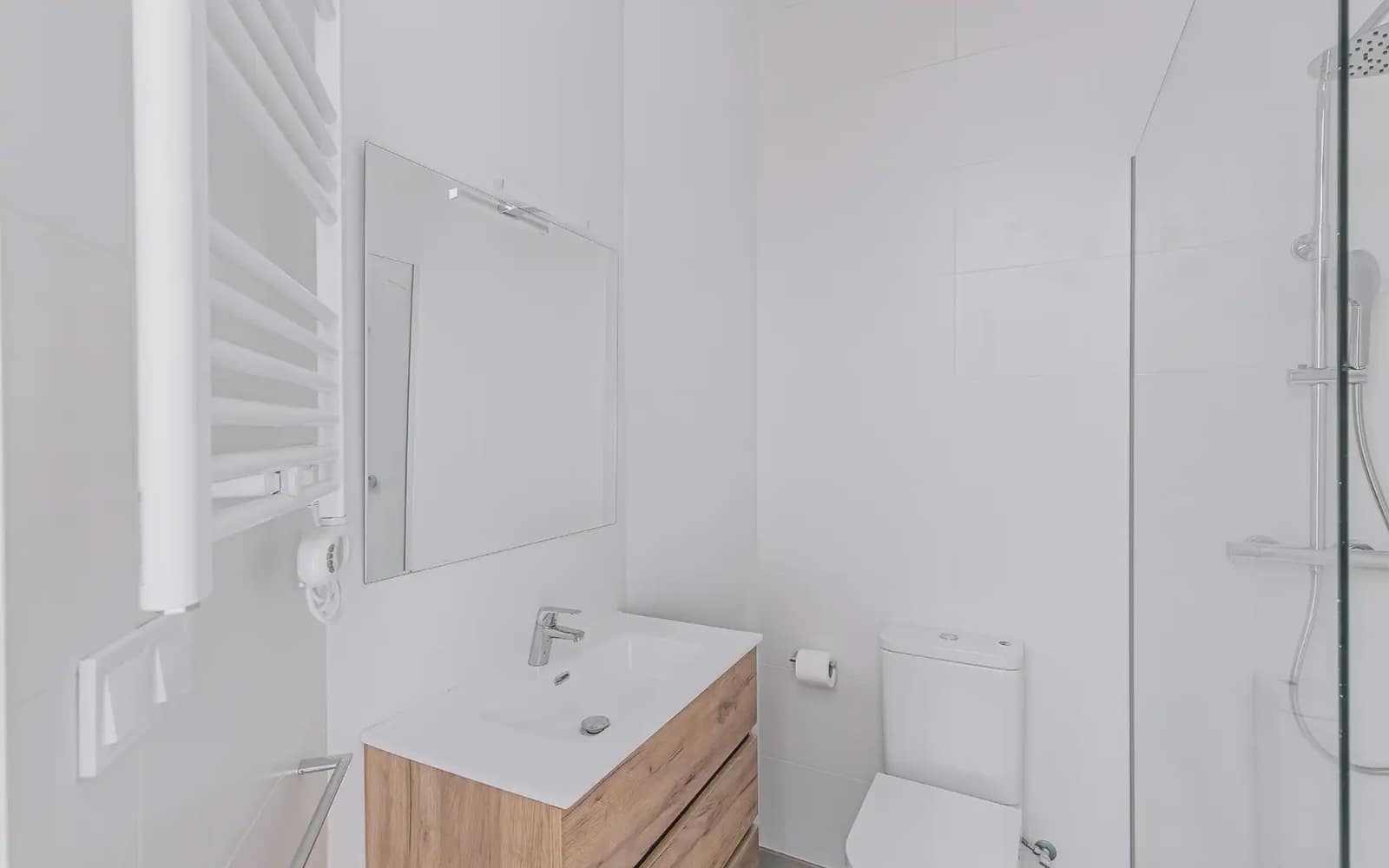 5 soveværelse Villa til salg i Barcelona by - € 750.000 (Ref: 9758823)