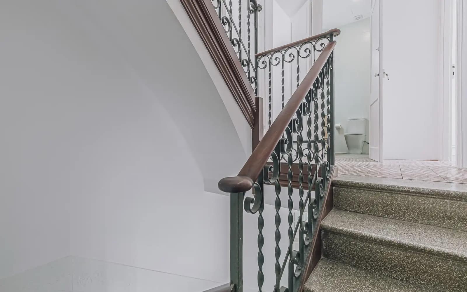 5 soveværelse Villa til salg i Barcelona by - € 750.000 (Ref: 9758823)