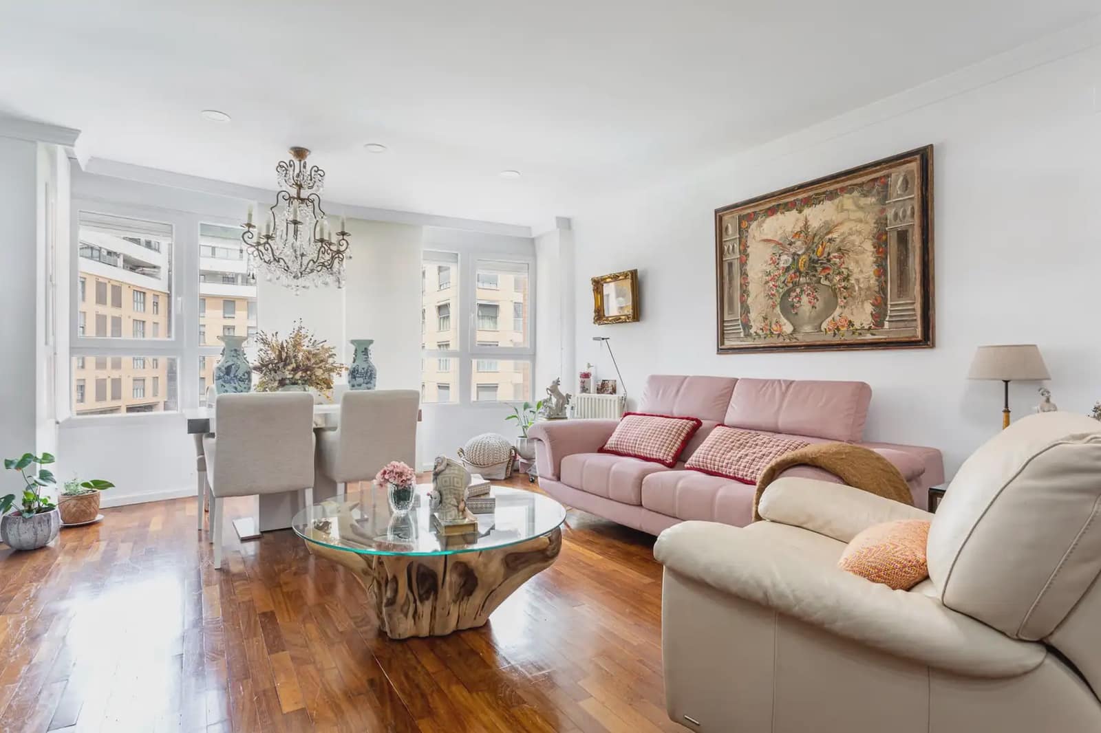 3 slaapkamer Flat te koop in Valencia stad met garage - € 589.700 (Ref: 9761517)