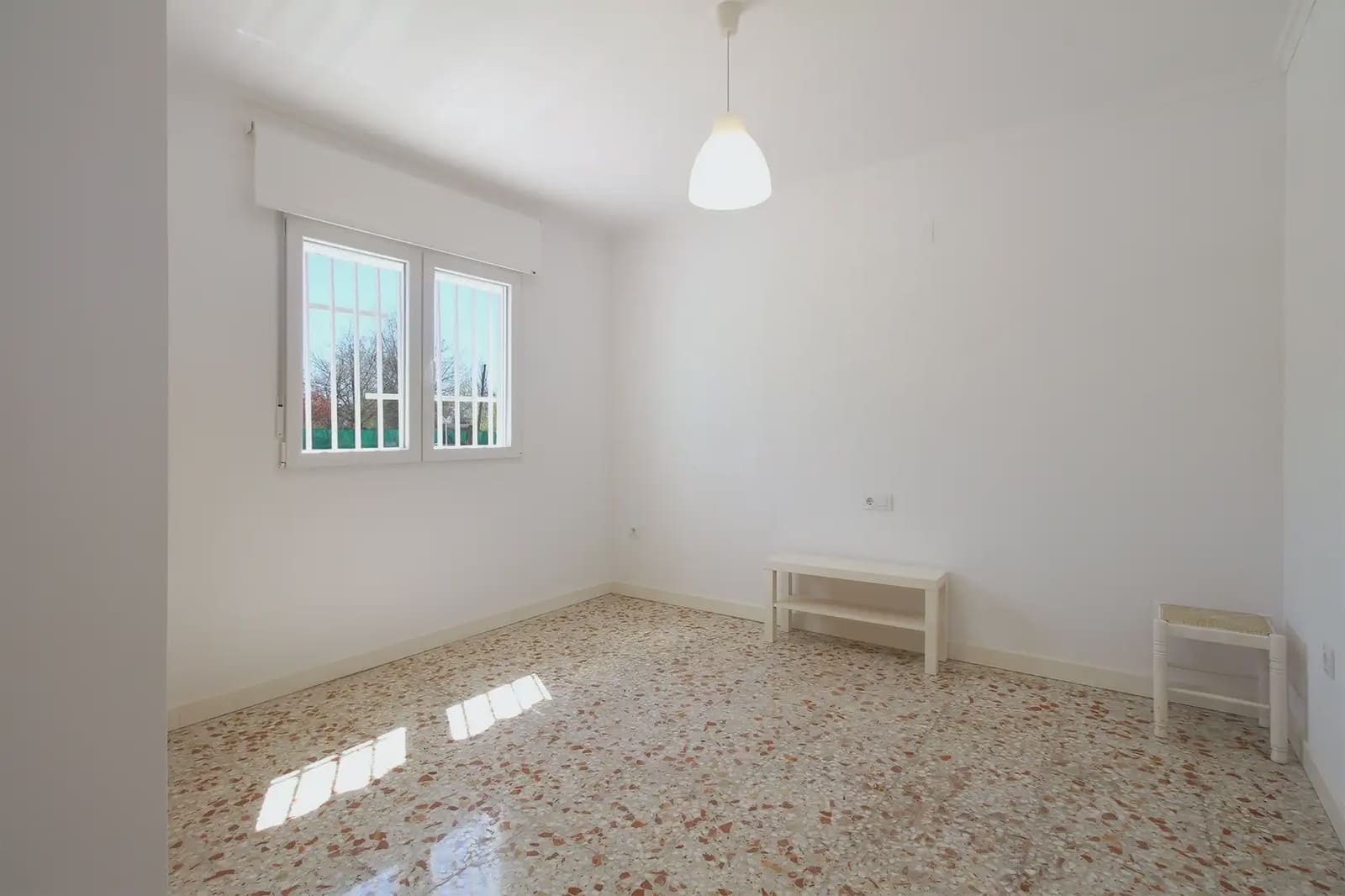 4 sypialnia Willa na sprzedaż w Miasto Albacete z basenem garażem - 339 000 € (Ref: 9775957)