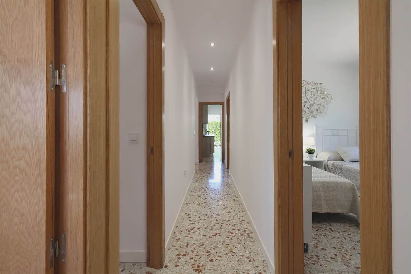 4 sypialnia Willa na sprzedaż w Miasto Albacete z basenem garażem - 339 000 € (Ref: 9775957)