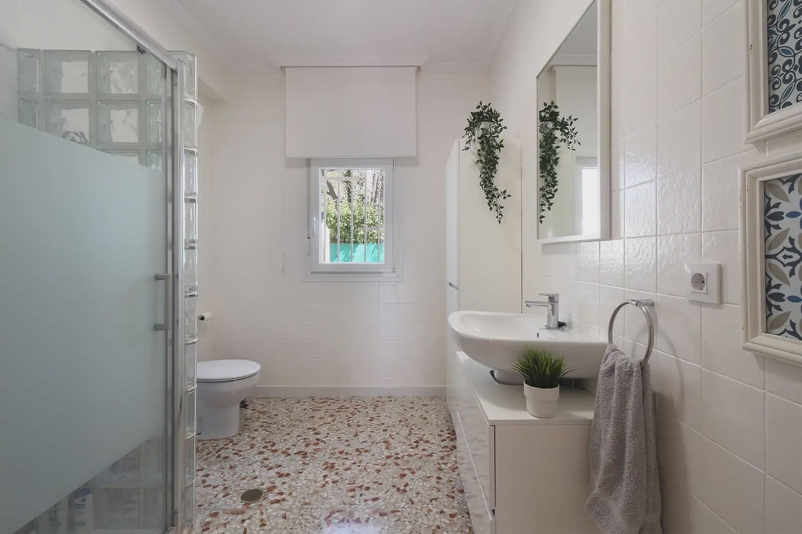 4 sypialnia Willa na sprzedaż w Miasto Albacete z basenem garażem - 339 000 € (Ref: 9775957)