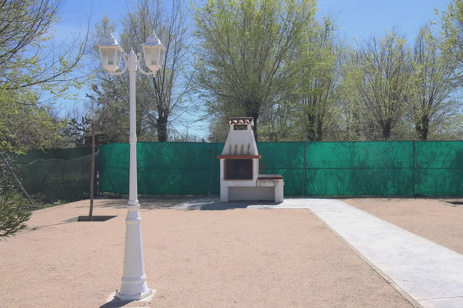 4 sypialnia Willa na sprzedaż w Miasto Albacete z basenem garażem - 339 000 € (Ref: 9775957)