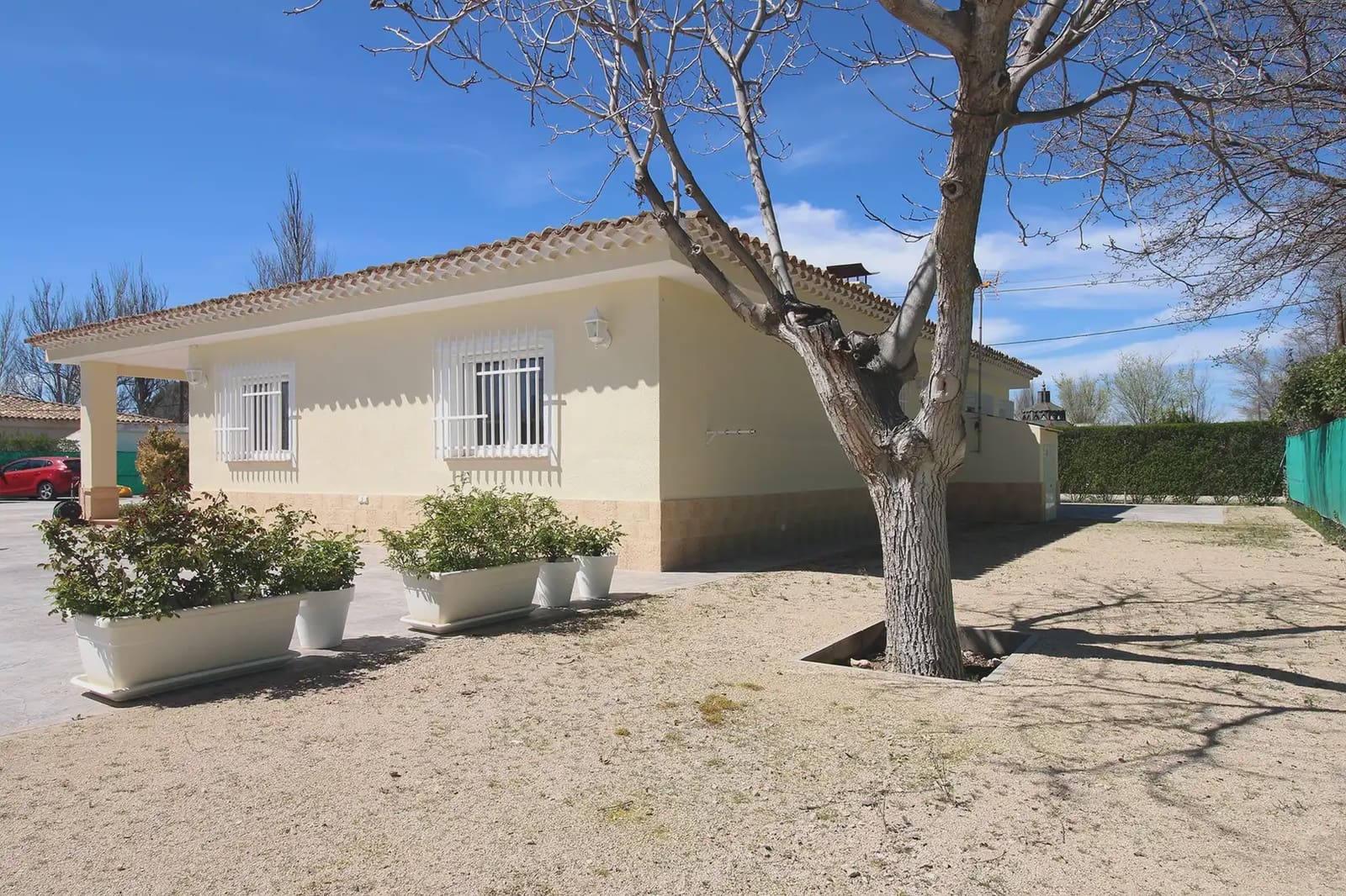 4 sypialnia Willa na sprzedaż w Miasto Albacete z basenem garażem - 339 000 € (Ref: 9775957)