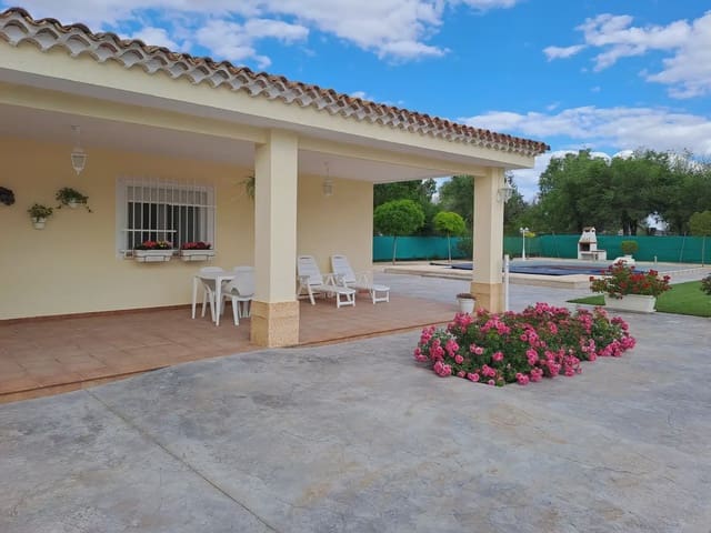 4 soverom Villa til salgs i Pedanías, Albacete by med svømmebasseng garasje - € 339 000 (Ref: 9775957)