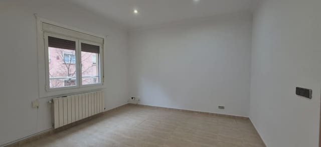 3 slaapkamer Flat te koop in Sarrià, Barcelona stad - € 235.000 (Ref: 9778458)