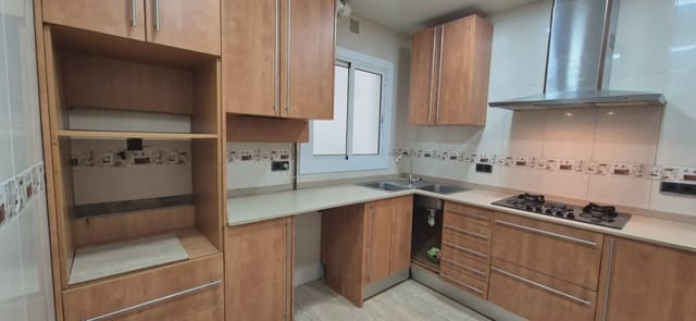 3 slaapkamer Flat te koop in Sarrià, Barcelona stad - € 235.000 (Ref: 9778458)