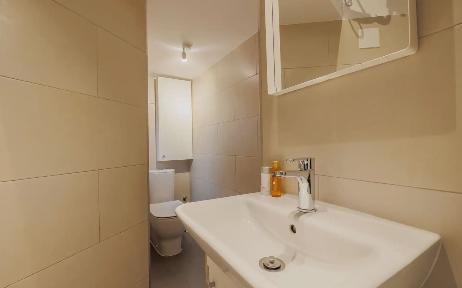 2 soveværelse Lejlighed til leje i Madrid by - € 2.400 (Ref: 9778898)