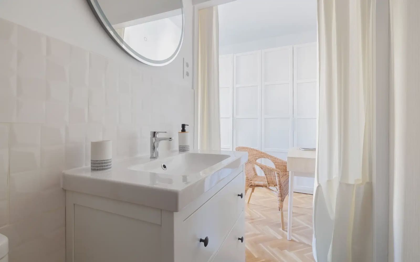 2 soveværelse Lejlighed til leje i Madrid by - € 2.400 (Ref: 9778898)