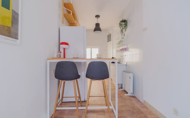 2 soveværelse Lejlighed til leje i Palacio, Madrid by - € 2.400 (Ref: 9778898)