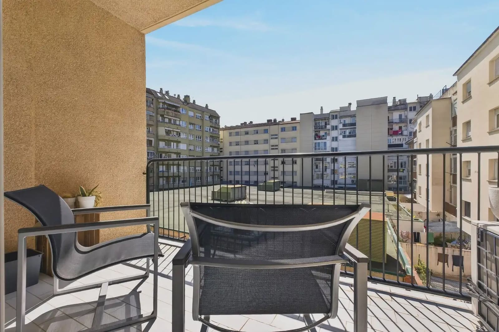 3 soverom Leilighet til salgs i Girona by med garasje - € 345 000 (Ref: 9779165)