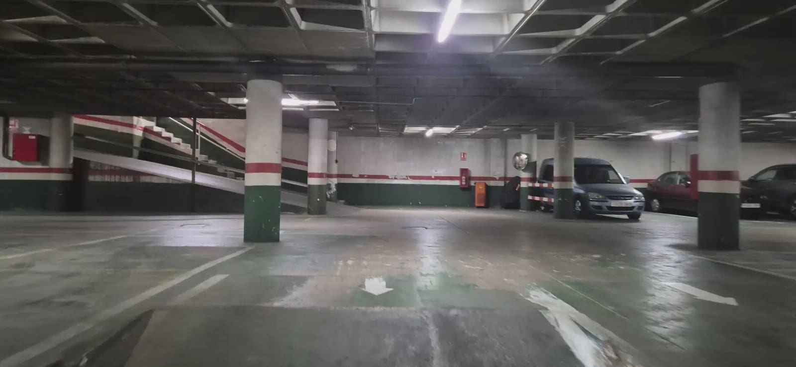 Garage à vendre à Barcelone ville - 15 000 € (Ref: 9781253)