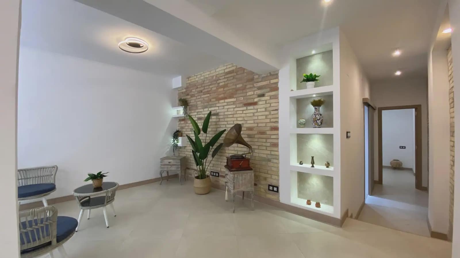 4 slaapkamer Flat te koop in Barcelona stad - € 420.000 (Ref: 9781412)